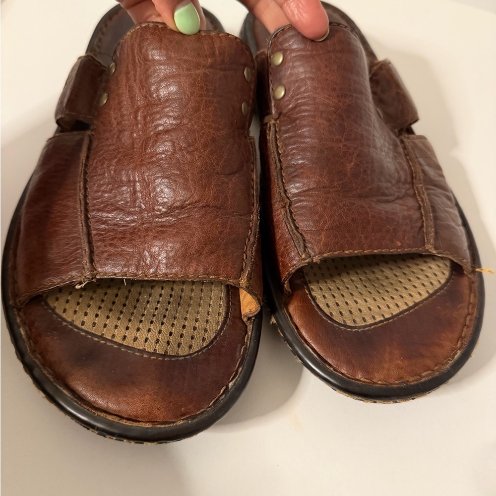 Born Men's Size 9  Leather Slide Sandals in Brown - Picture 9 of 15